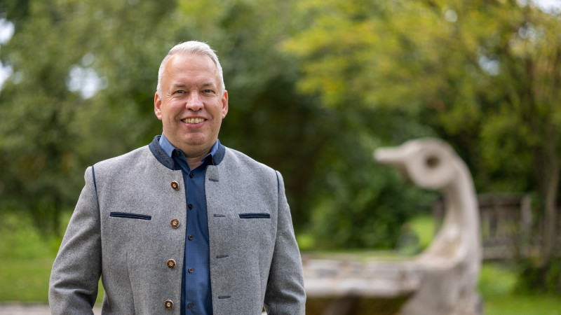 Leone Portrait Ente Ort